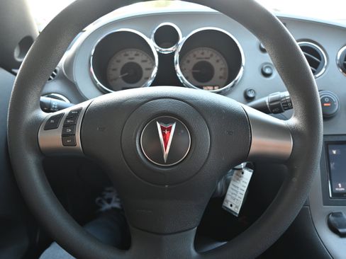 Used 2006 Pontiac Solstice Convertible w/ Power Package image 20