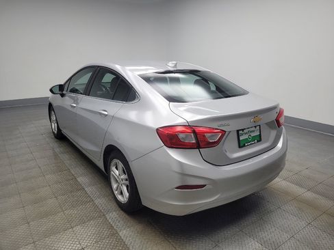 Used 2018 Chevrolet Cruze LT image 5