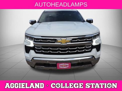 Used 2023 Chevrolet Silverado 1500 LTZ w/ LTZ Convenience Package II AWD/4WD image 9