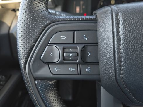 Used 2024 Toyota Tacoma SR image 15