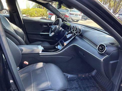 Used 2025 Mercedes-Benz C 300 4MATIC Sedan image 32