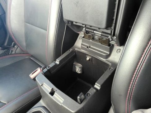 Used 2022 Jeep Wrangler Unlimited Rubicon image 43