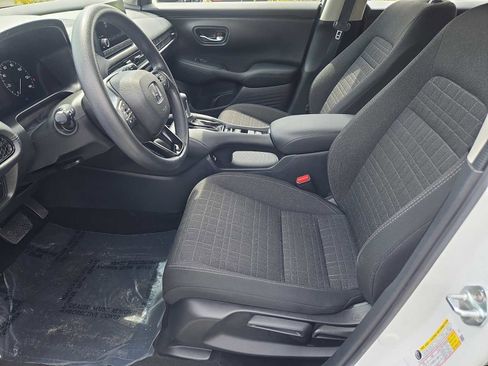 Certified 2023 Honda HR-V LX image 25