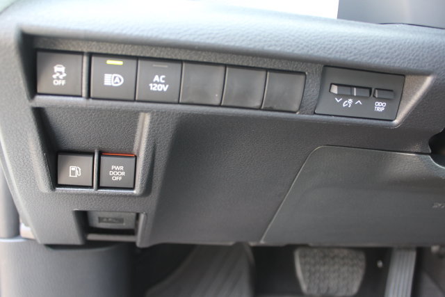 Certified 2026 Toyota Sienna XSE FWD image 47