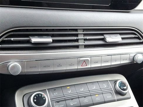 Used 2020 Hyundai Palisade SE image 16