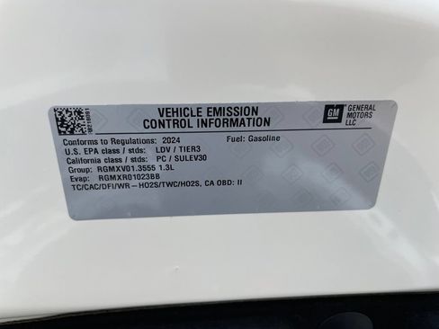 Used 2024 Buick Encore GX Sport Touring FWD image 32