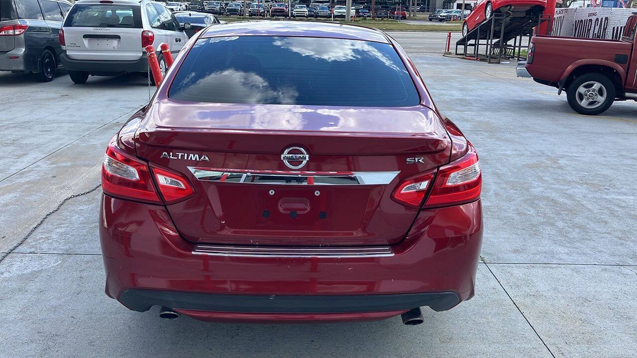 Used 2017 Nissan Altima 2.5 S w/ Power Driver Seat Package FWD image 5