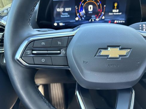 Used 2025 Chevrolet Equinox LT image 15