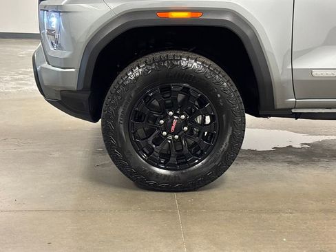 New 2026 GMC Canyon Elevation w/ Convenience Package image 7