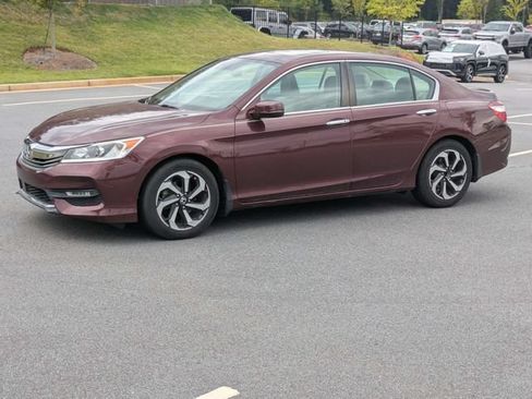 Used 2017 Honda Accord EX-L image 8