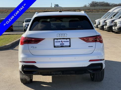Used 2021 Audi Q3 2.0T Premium Plus w/ Premium Plus Package image 7