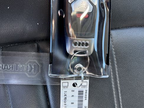 Used 2023 Audi Q5 2.0T Premium w/ Convenience Package image 38