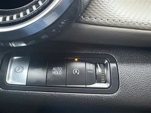 Used 2025 Chevrolet Equinox LT w/ Convenience Package II image 26