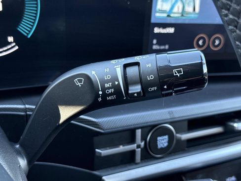 Used 2024 Hyundai Santa Fe SEL image 16