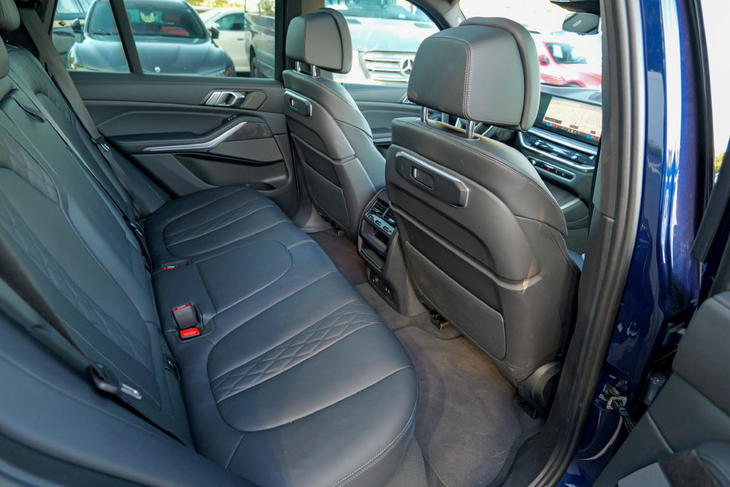 Used 2024 BMW X5 xDrive40i w/ Premium Package AWD/4WD image 29