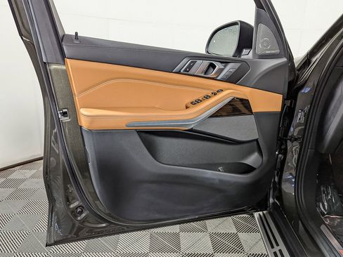 Certified 2024 BMW X5 xDrive40i w/ Premium Package image 14