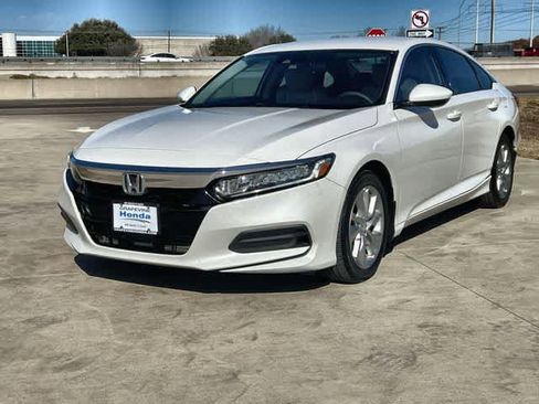 Used 2020 Honda Accord LX image 2