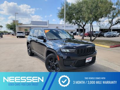 Used 2024 Jeep Grand Cherokee Altitude