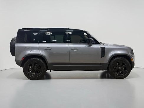 Used 2022 Land Rover Defender 110 S AWD/4WD image 13