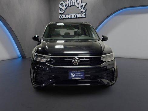 Used 2024 Volkswagen Tiguan SE R-Line image 2