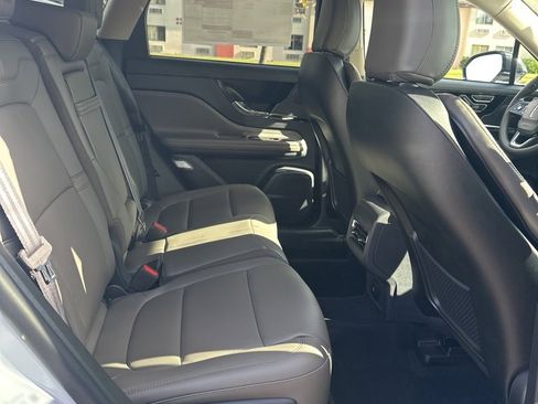 New 2025 Lincoln Corsair AWD w/ Rear Removable Package Tray image 12