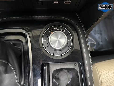 Used 2024 INFINITI QX80 Premium Select w/ All-Season Package image 23