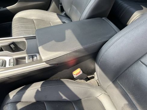 Used 2020 Honda Accord Touring image 19