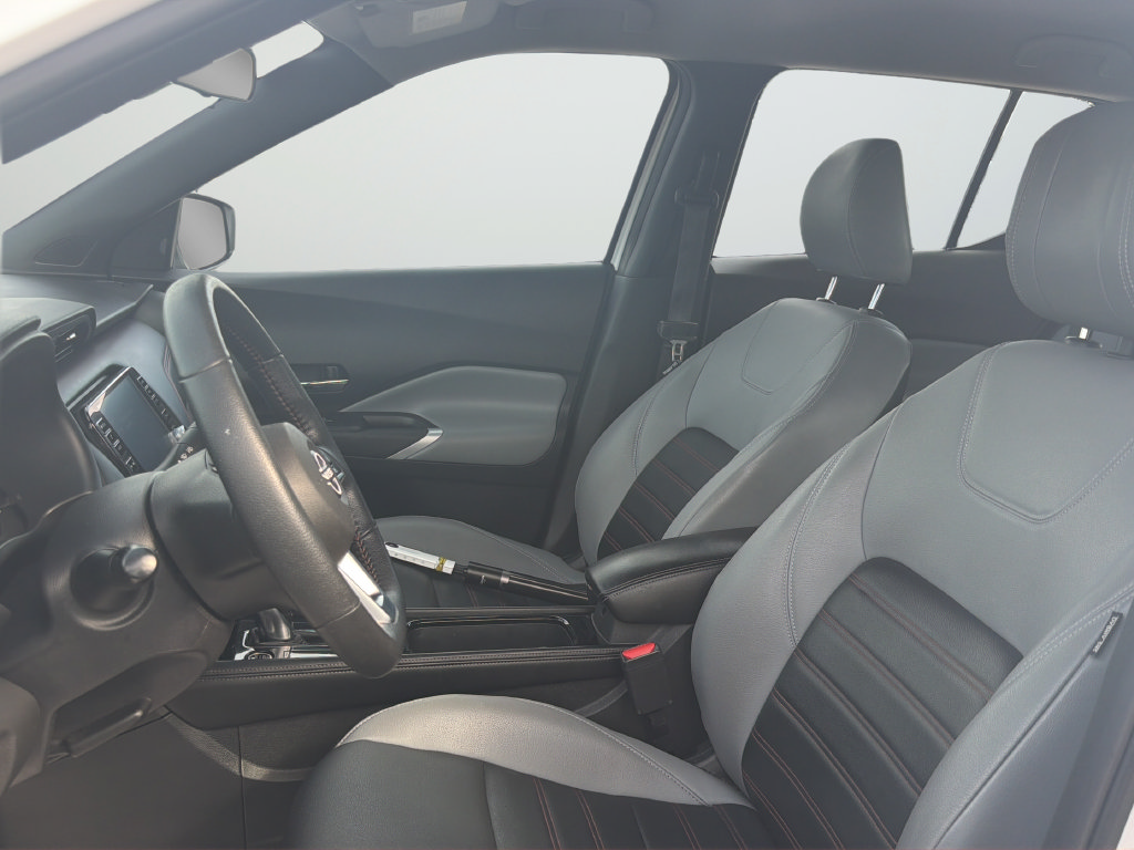 Certified 2024 Nissan Kicks SR w/ SR Premium Package FWD image 19