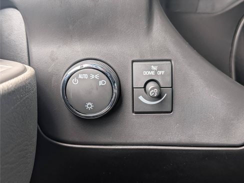 Used 2025 Chevrolet Express 3500 LT w/ LT Preferred Equipment Group RWD image 19
