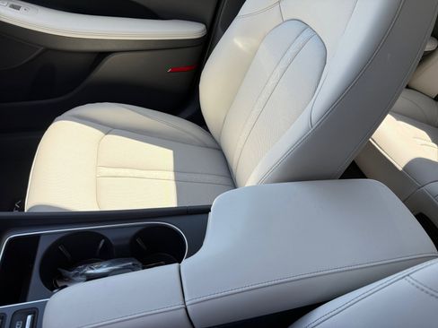 New 2025 Hyundai Sonata Limited image 14