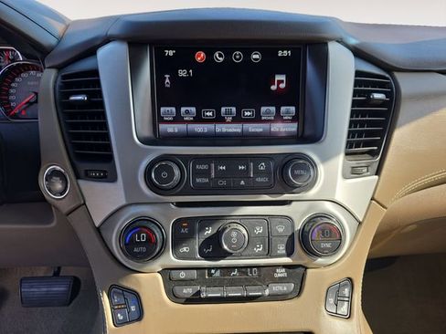 Used 2016 GMC Yukon XL SLT w/ Enhanced Security Package image 10