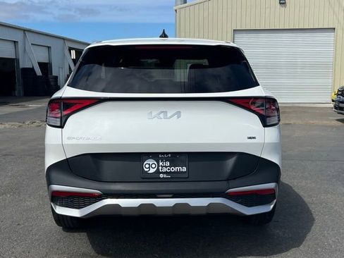 Certified 2025 Kia Sportage LX AWD/4WD image 8
