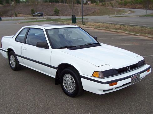 Used 1987 Honda Prelude S image 1