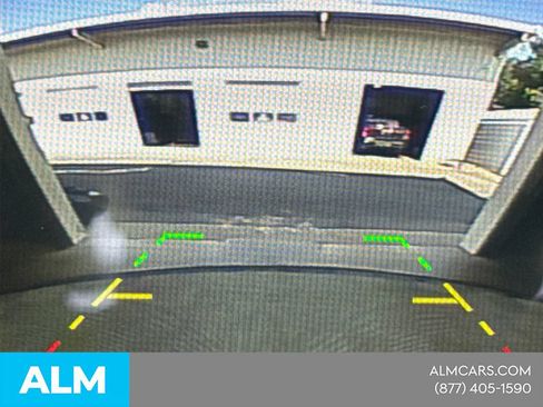 Used 2025 Nissan Rogue SV FWD image 33
