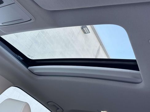 Used 2024 Honda CR-V EX-L image 18