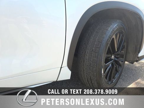 Used 2023 Toyota Highlander XSE AWD/4WD image 11