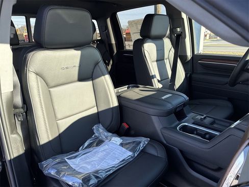New 2026 GMC Sierra 2500 Denali w/ Denali Reserve Package image 21
