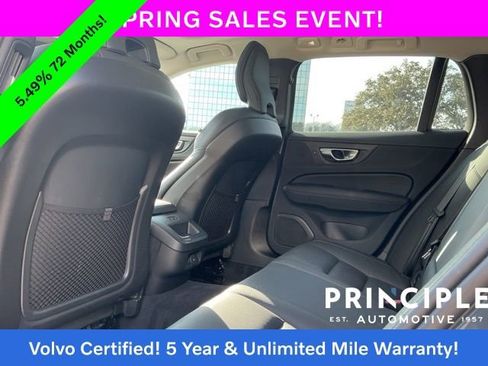 Certified 2025 Volvo V60 B5 Cross Country Plus image 32