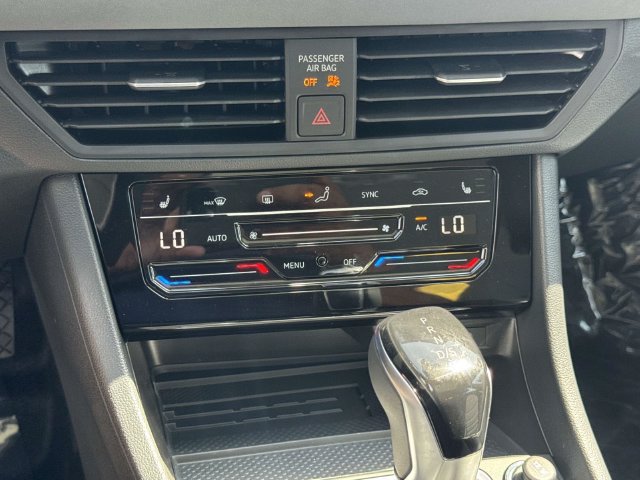 New 2026 Volkswagen Jetta SE FWD image 20