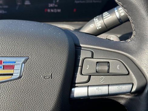 Certified 2025 Cadillac XT4 Premium Luxury image 24