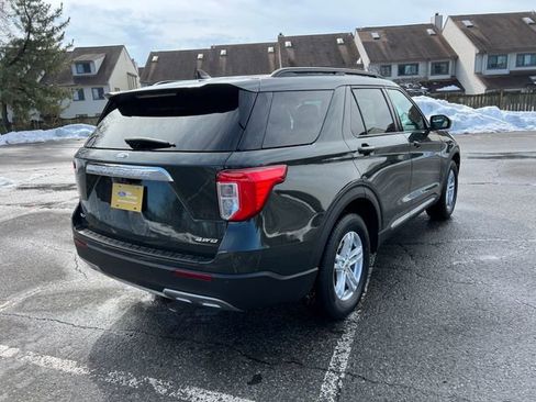 Certified 2022 Ford Explorer XLT w/ Equipment Group 202A image 11