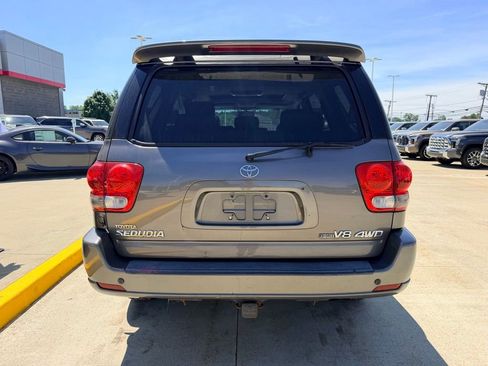 Used 2006 Toyota Sequoia Limited AWD/4WD image 6