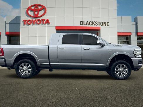 Used 2019 RAM 3500 Limited image 2