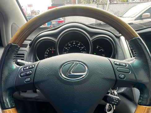 Used 2005 Lexus RX 330 AWD image 19