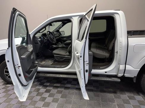 Used 2022 Ford F150 XLT w/ Equipment Group 302A High image 13