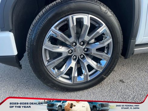 New 2026 GMC Sierra 1500 Denali AWD/4WD image 9