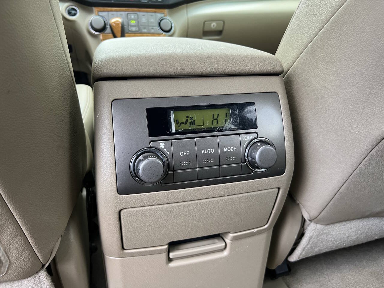 Used 2009 Toyota Highlander Limited AWD/4WD image 12