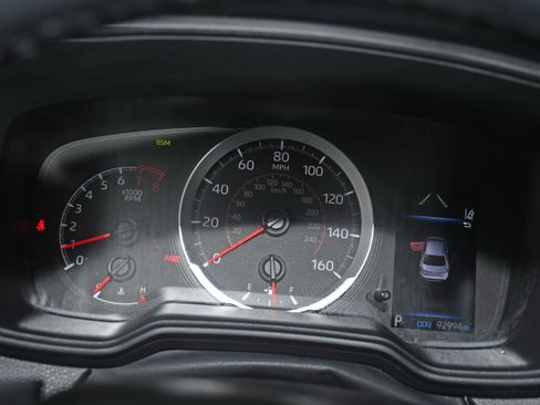 Used 2022 Toyota Corolla SE w/ SE Premium Package image 13