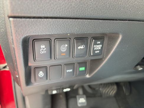 Used 2017 Nissan Rogue SL FWD image 14
