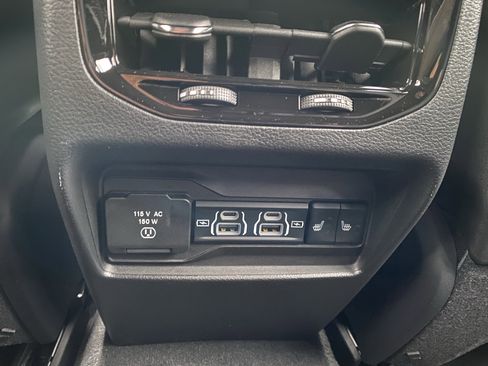 New 2025 Jeep Grand Cherokee Limited AWD/4WD image 24